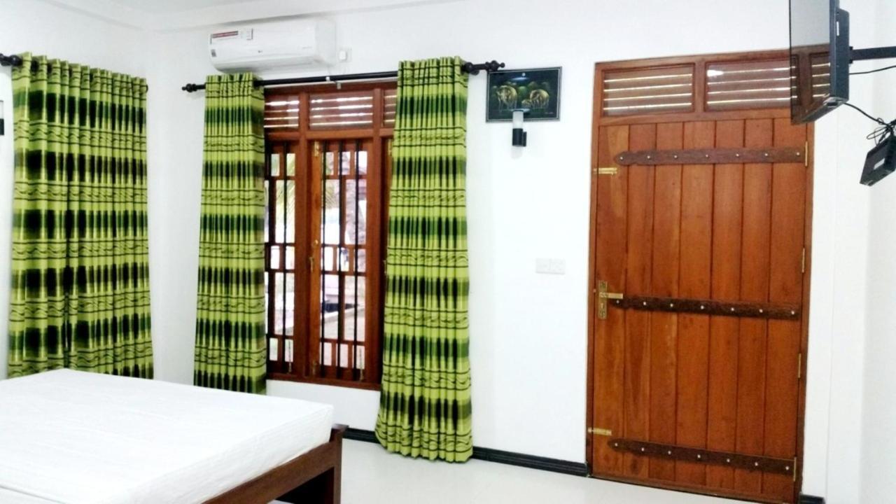 Lake Lane Guest Rest Koggala Exterior foto