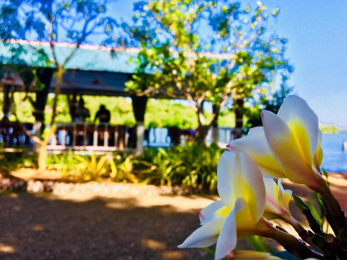 Lake Lane Guest Rest Koggala Exterior foto